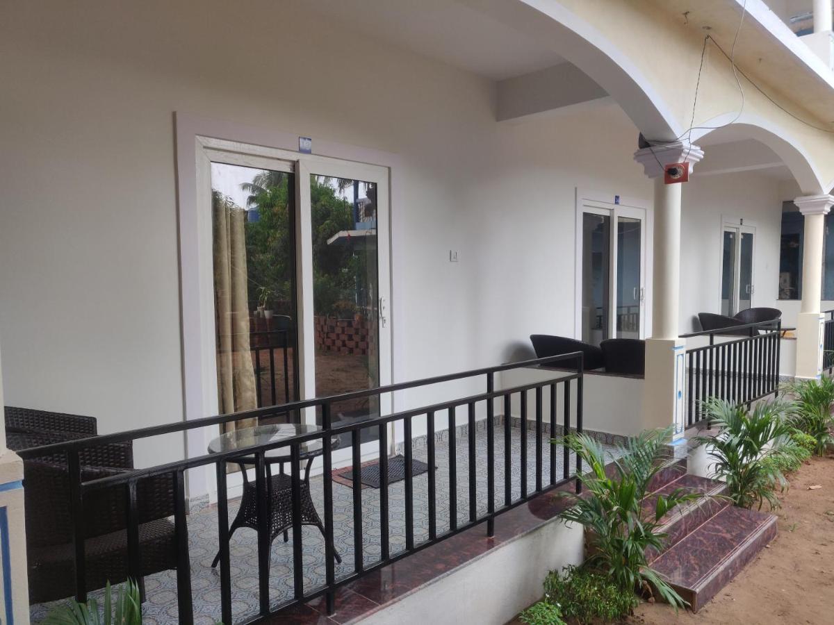 Morjim Sunset Hotel Exterior photo