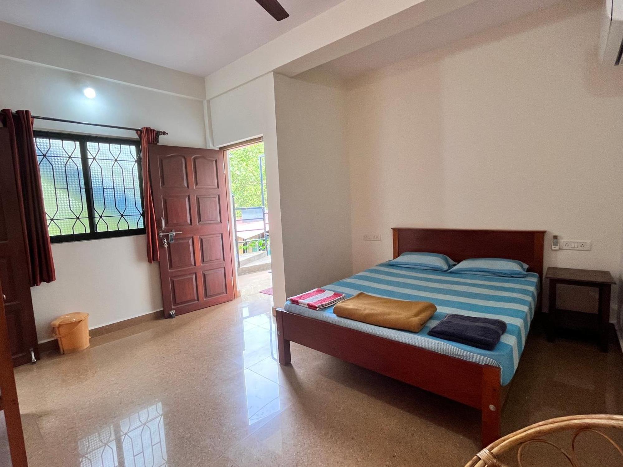Morjim Sunset Hotel Exterior photo