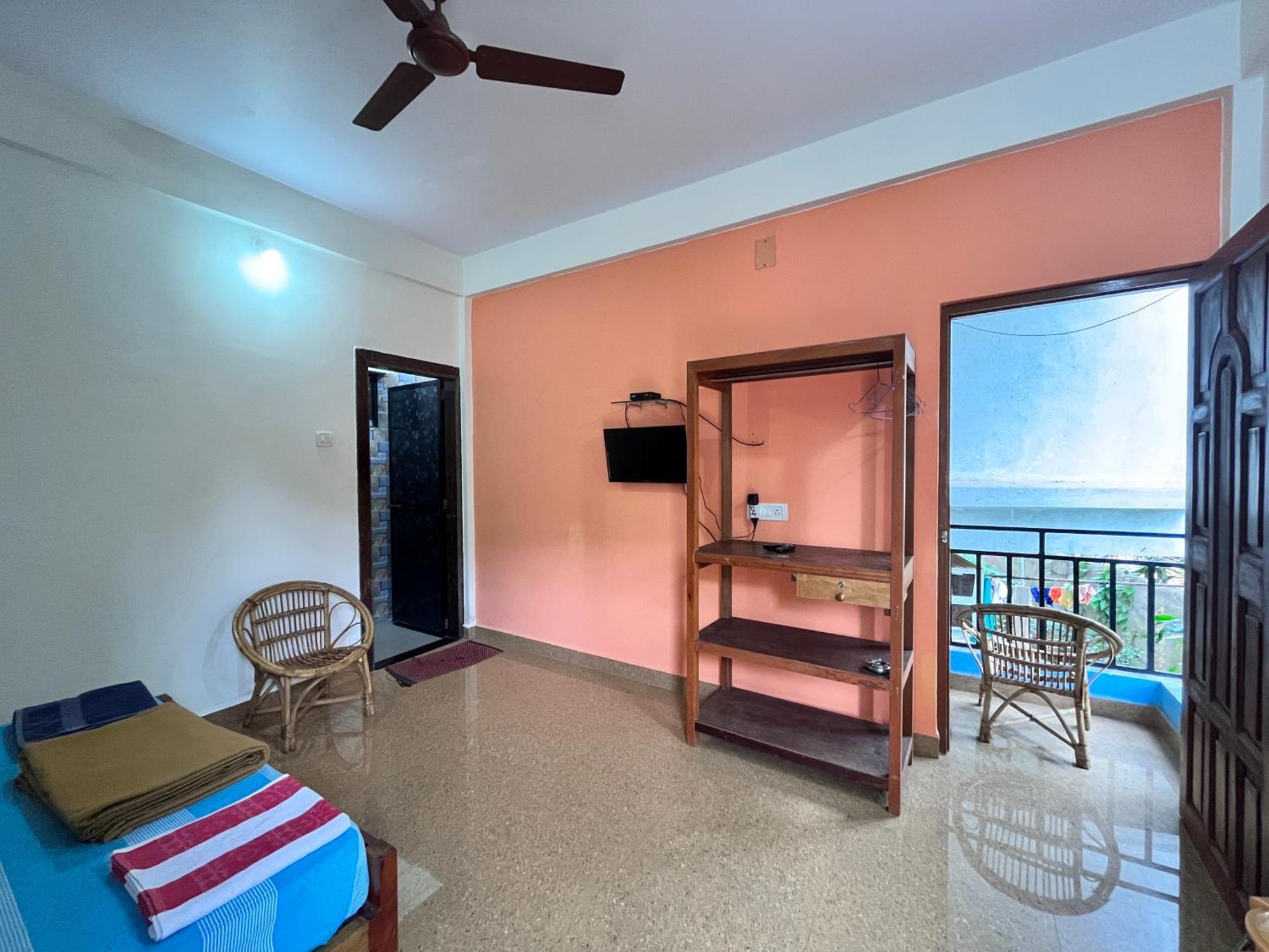 Morjim Sunset Hotel Exterior photo