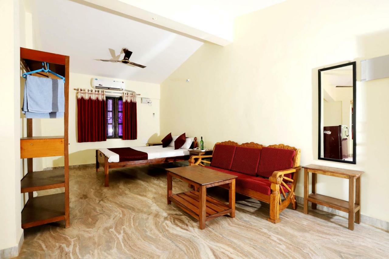 Morjim Sunset Hotel Exterior photo